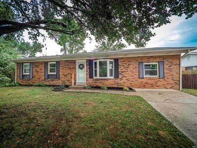 922 Forest Glen Dr, Evansville, IN, 47712