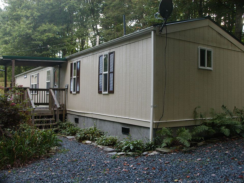 2nd image of 101 Forest Hills Ln