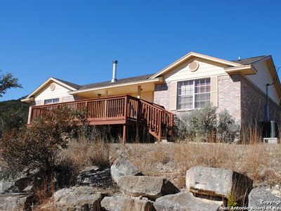 614 Elm Pass II Rd E, Center Pt, TX, 78010