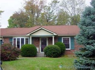 7001 Honiasant Rd, Louisville, KY 40214