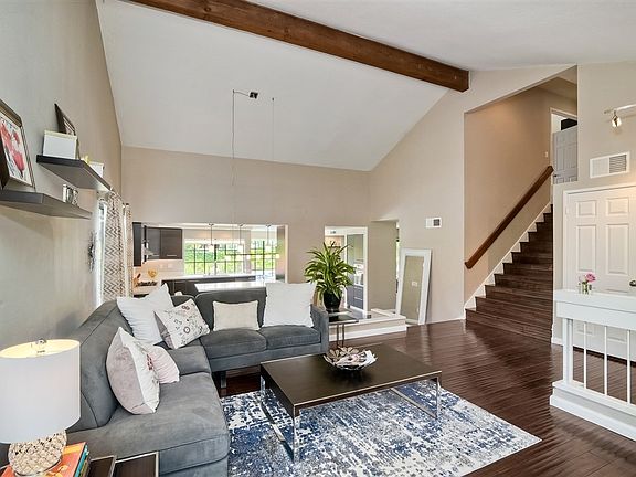 5th image of 1825 Goldenrod Ln