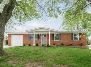 3812 Opal Dr, Saint Charles, MO 63304