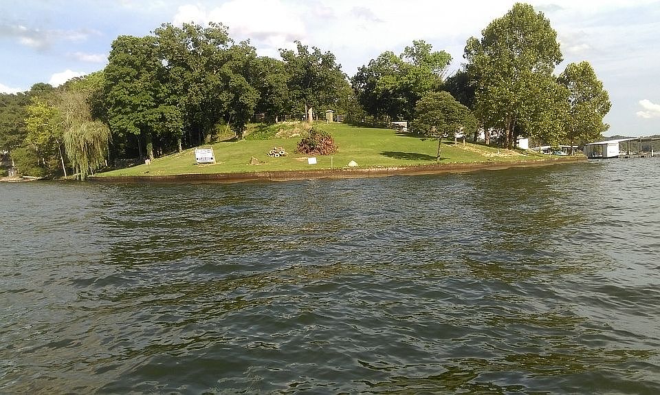 1st image of 259 Indian Park Ln