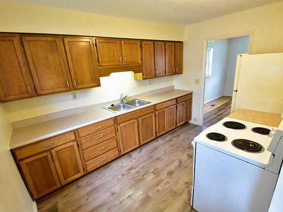 5th image of 1304 Holloway Dr