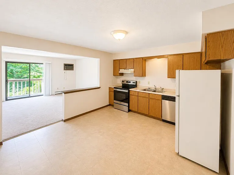 6378 Saint Andrews Dr #7 — Photo 1