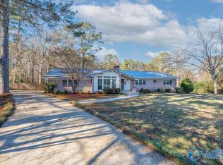 2111 Meadow Island Rd, Scottsboro, AL 35769