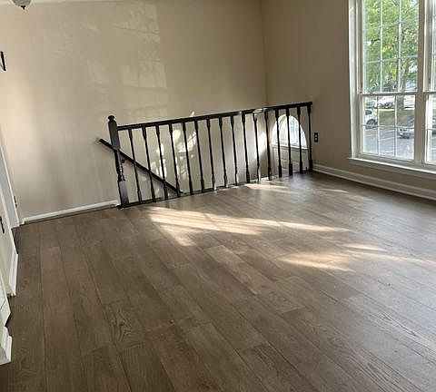 2nd image of 3 Versailles Ct