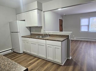 220 Glen Haven Rd #5E, New Haven, CT 06513