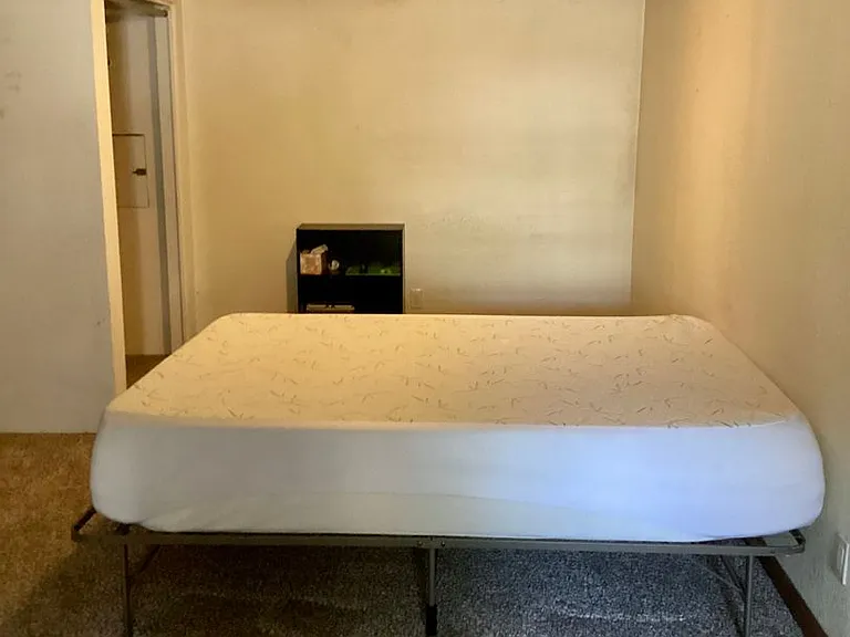 443 N Laguna St — Photo 10