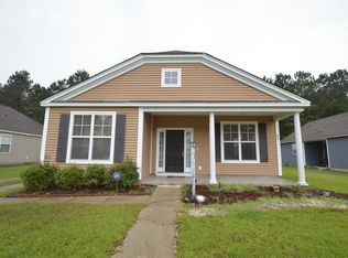 421 Farrow Ct, Moncks Corner, SC 29461