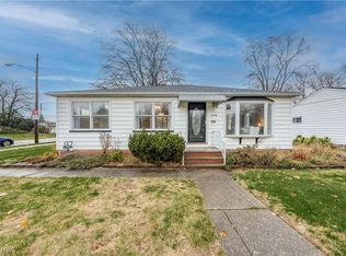 5580 Hauserman Rd, Parma, OH 44130