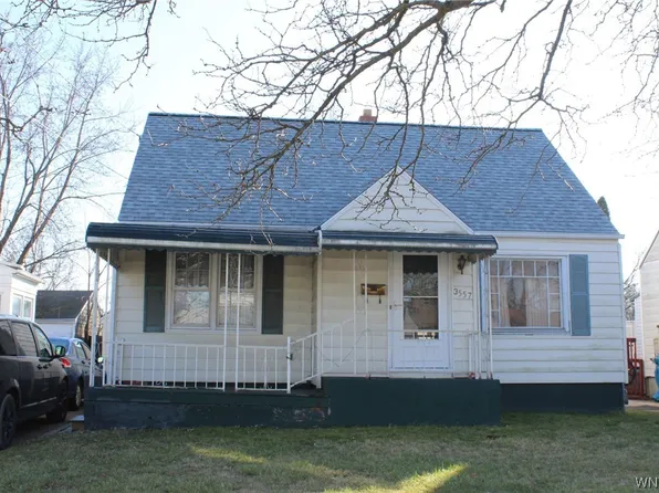 3557 Ferry Ave, Niagara Falls, NY 14301