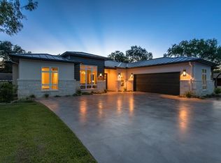 103 Whistle Stop, Horseshoe Bay, TX 78657