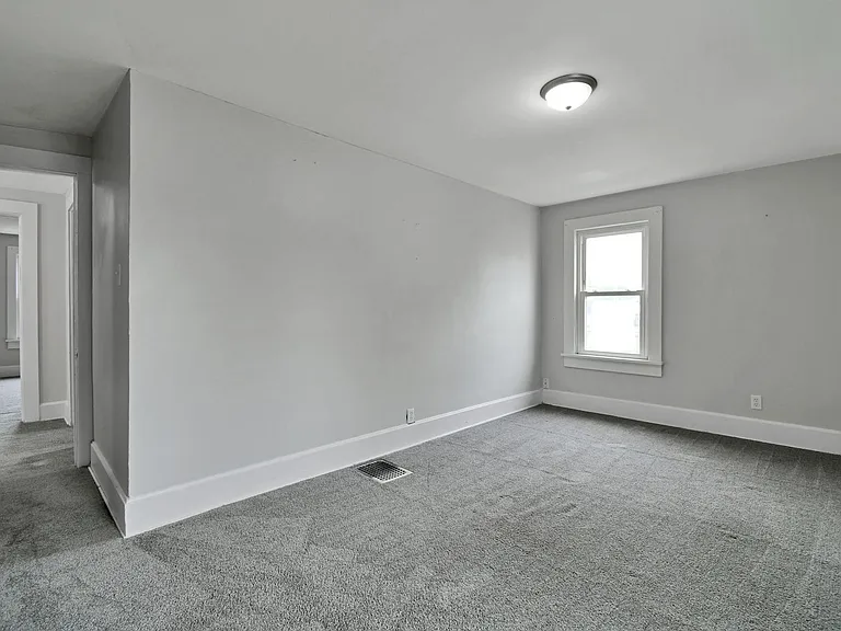 5 Cottage St — Photo 27