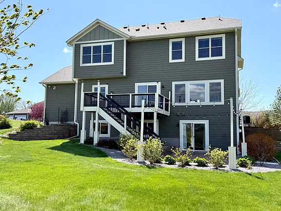 3rd image of 15315 Elm Ct