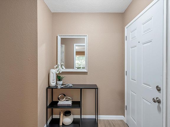 5th image of 363 Springbrook Drive