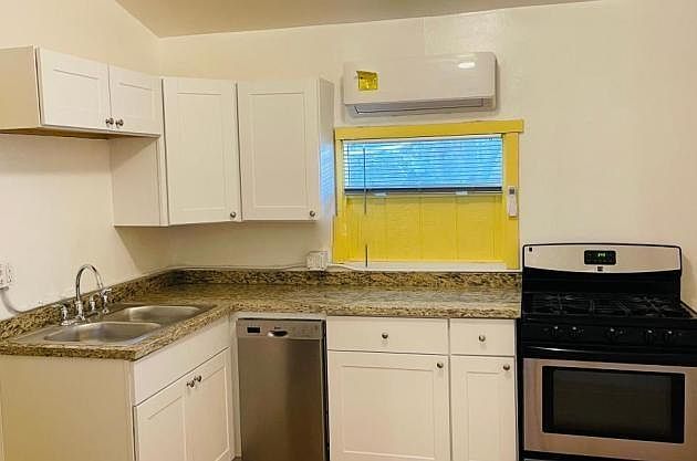 1st image of 228 N 4th Ave #7