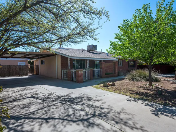 1810 Miller Cir NW, Albuquerque, NM 87107