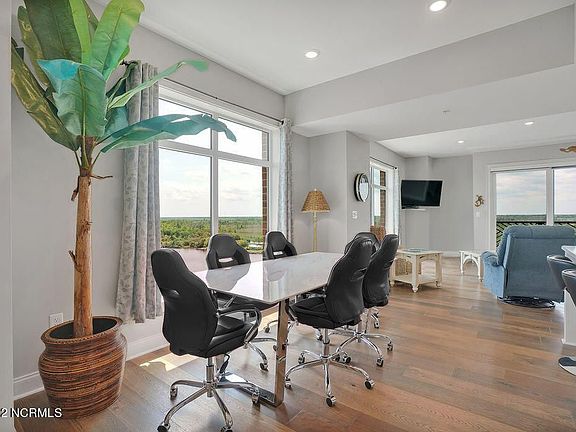 4th image of 240 N Water St #1052