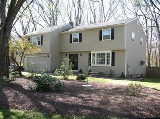 878 Frank Smith Rd, Longmeadow, MA 01106