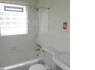 1781 Warwick Ave, Sylvan Lake, MI 48320