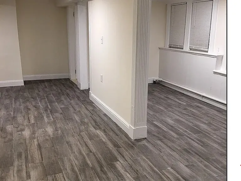 12 Lowell St #1 — Photo 5