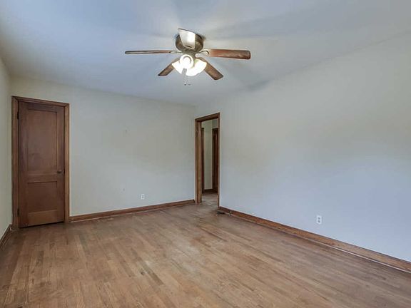 4th image of 2520 Upland Ave