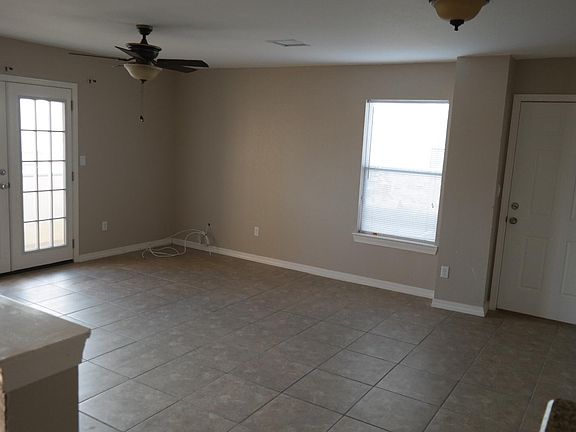 2nd image of 4721 Pistolero Ln #A & B
