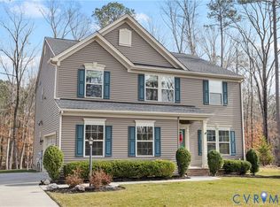 10513 Centralia Station Rd, Chester, VA 23831