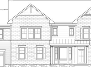 215 Cherry St SW, Vienna, VA 22180