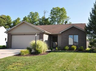 2523 Stonecrop Rd, Huntertown, IN 46748