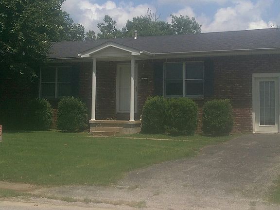 2nd image of 502 Elm St #0