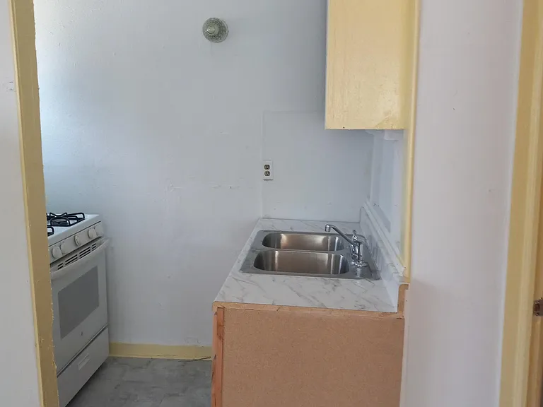 9714 Heidelberg St — Photo 8