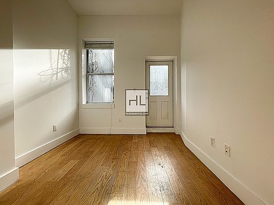 4th image of 824 Saint Johns Pl #1F