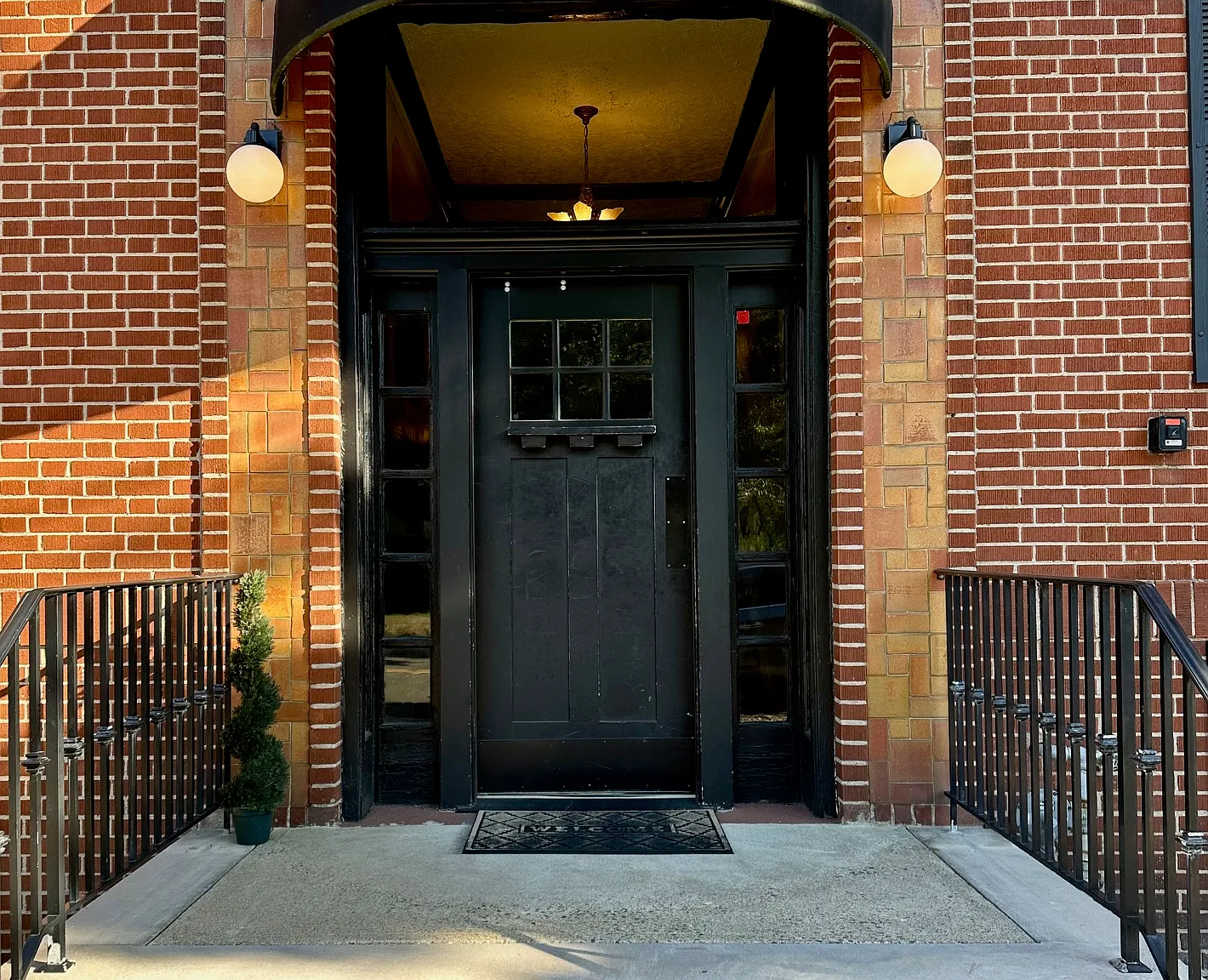 1 bed, 1000 sqft, $2,200 — Photo 1