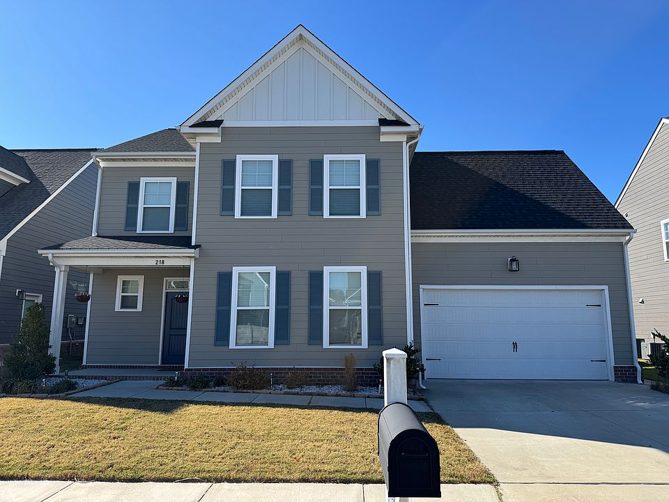 1st image of 218 Tassell Cres
