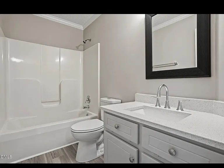 114 Serenity Dr — Photo 1