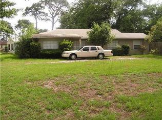 901 Santa Barbara Dr, Sanford, FL 32773