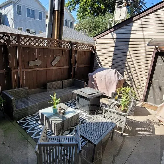 W Irving Park Rd — Photo 15