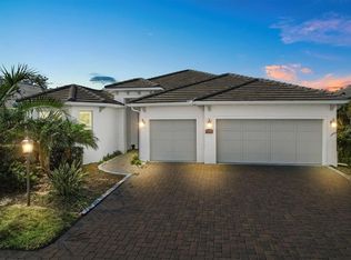 7745 Sandhill Lake Dr, Sarasota, FL 34241