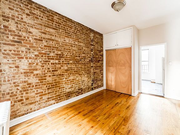 4th image of 1693 2nd Ave APT 5S