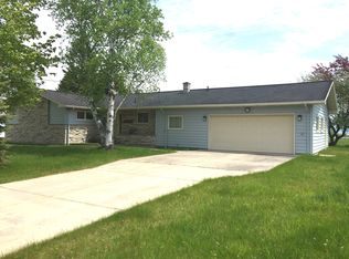 9766 S40 Ln, Rapid River, MI 49878