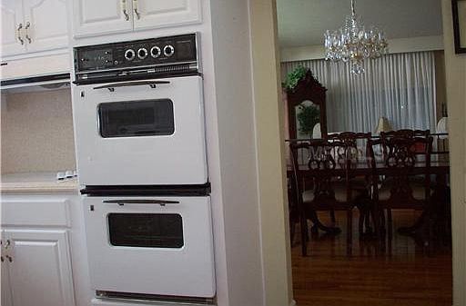 3rd image of 22 Nottingham Way