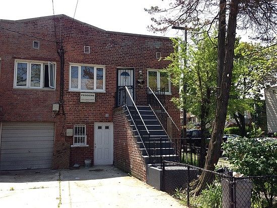 3rd image of 8502 Avenue M