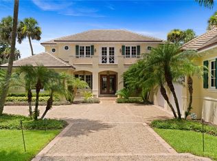825 Painted Bunting Ln, Vero Beach, FL 32963