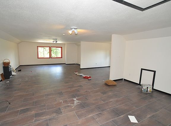 4th image of 8228 313th St E