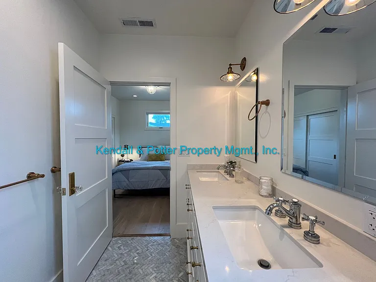 1411 Seabright Ave — Photo 12