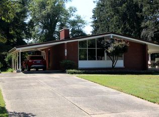 102 Princess Dr, Ashland, KY 41101