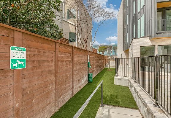 4th image of 5215 Capitol Ave #409