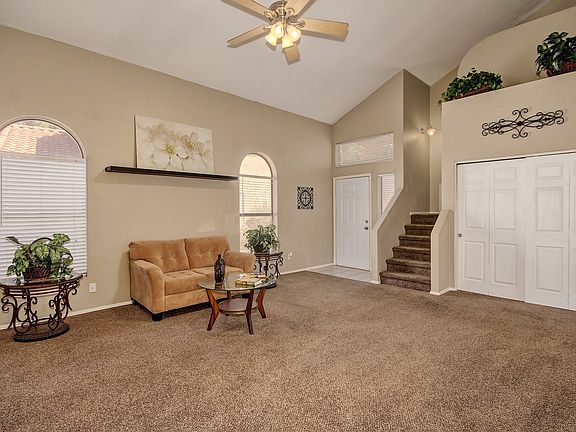 5th image of 4520 E Grove Ave